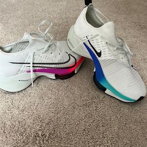 Nike Air Zoom Tempo Next%